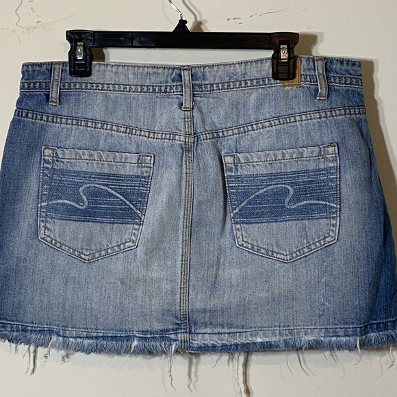 Maurice’s Sz 14 Y2K Fringe Denim Mini Skirt - Picture 2 of 4
